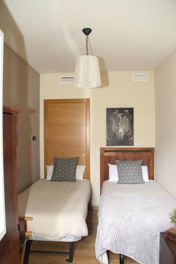 Apartamentos Alcazar De Баеса Екстер'єр фото