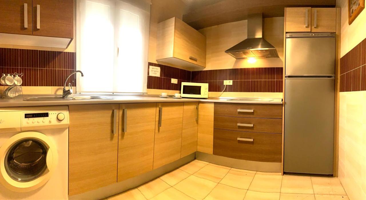 Apartamentos Alcazar De Баеса Екстер'єр фото