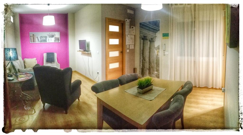 Apartamentos Alcazar De Баеса Екстер'єр фото