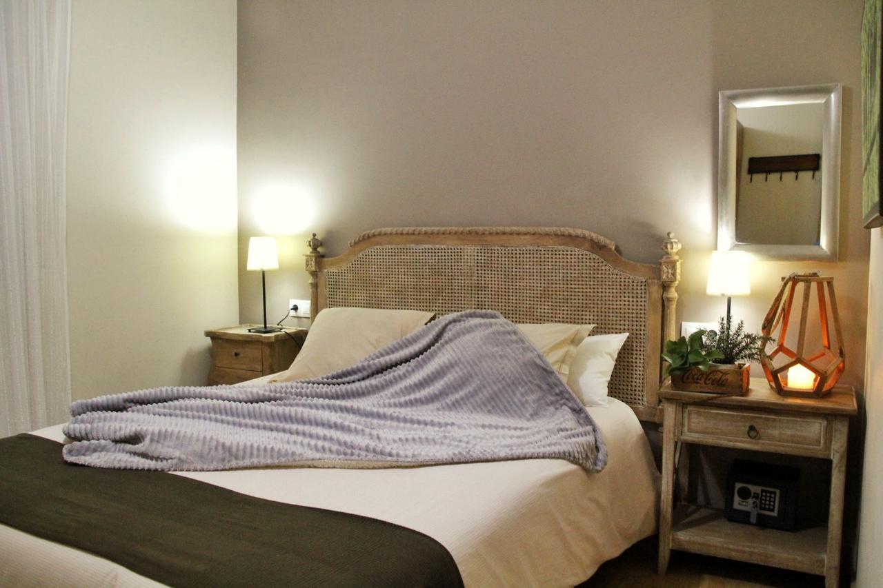 Apartamentos Alcazar De Баеса Екстер'єр фото