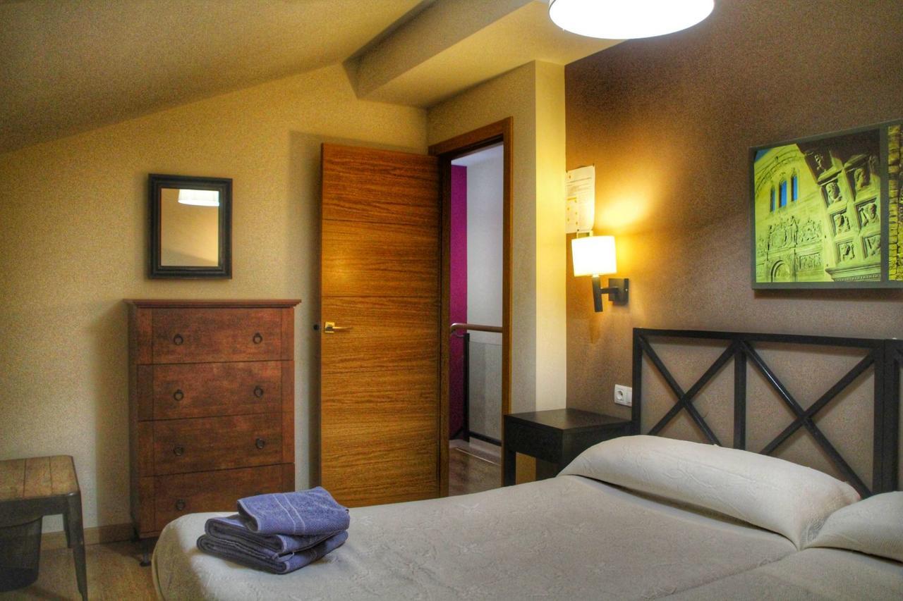 Apartamentos Alcazar De Баеса Екстер'єр фото